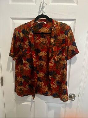 villager Red, Rust & Navy Tropical Print Button-Up